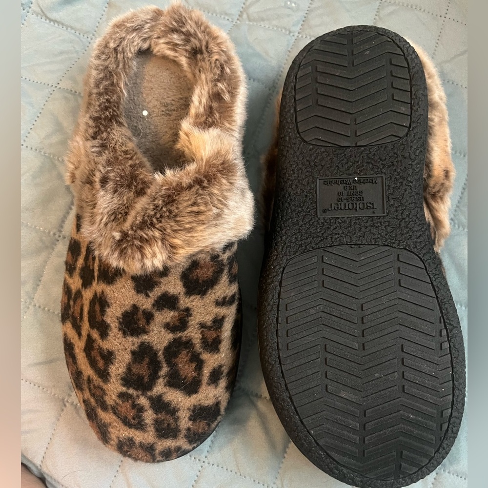 Womens Isotoner Slippers